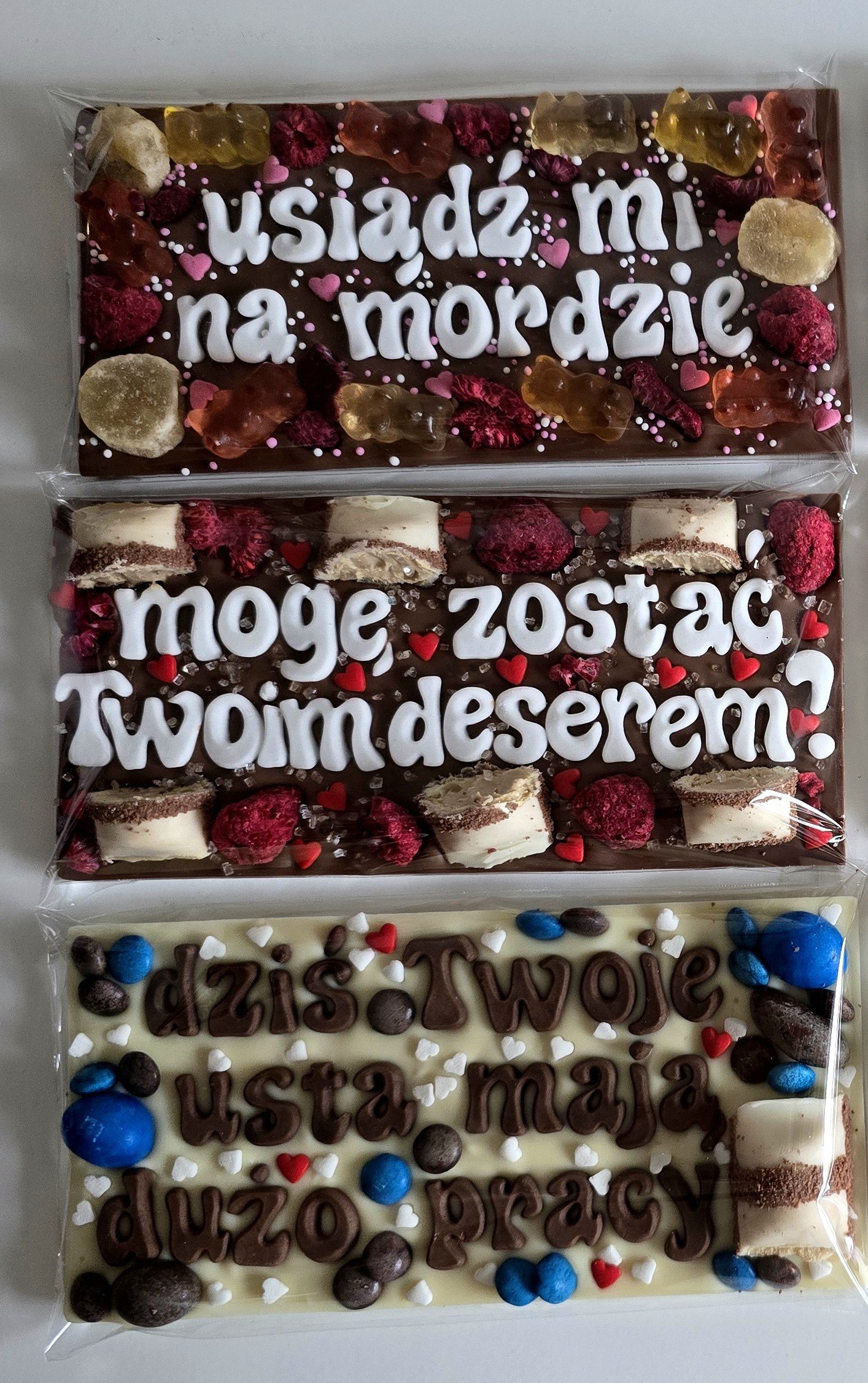 Personalizowane czekolady z bezczelnymi napisami