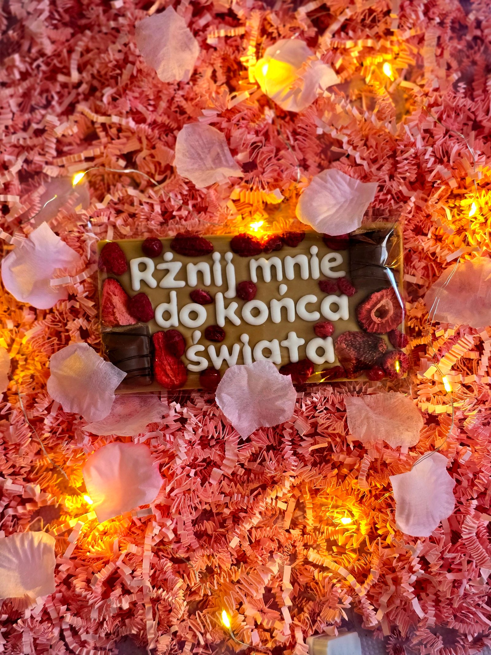 Personalizowana czekolada z napisem Rżnij mnie do końca świata