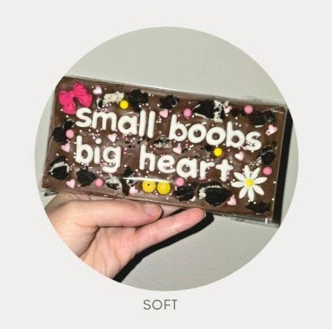 Soft, miękki styl czcionki na personalizowanej czekoladzie