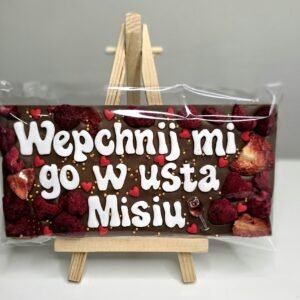 Wzór 17 – gotowa czekolada z napisem Wepchnij mi go w usta Misiu